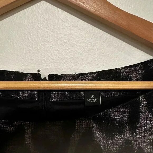 Ann Taylor Women’s Black Leopard Shiny Midi Dress Size 10 - Picture 3 of 5